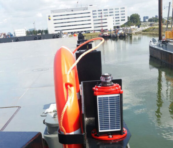 3NM LED Barge Light – Solar